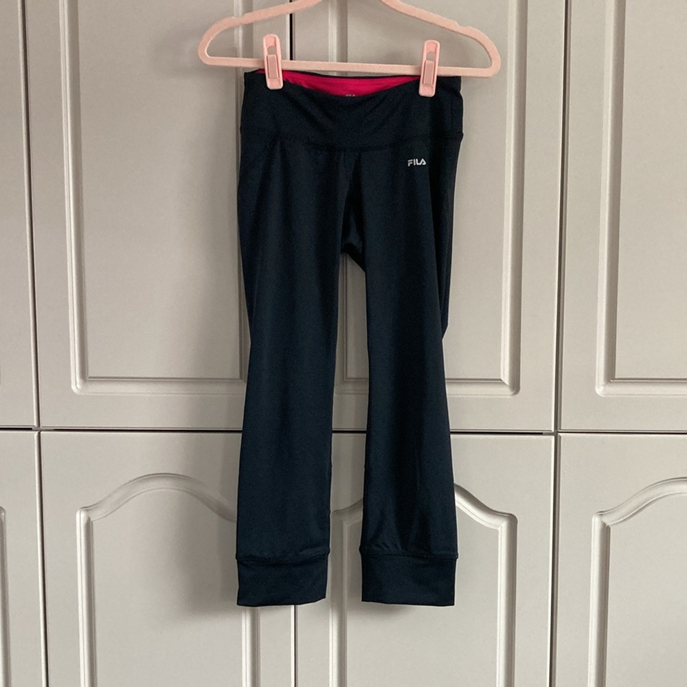 XS Fila Cropped Yoga Running Pants